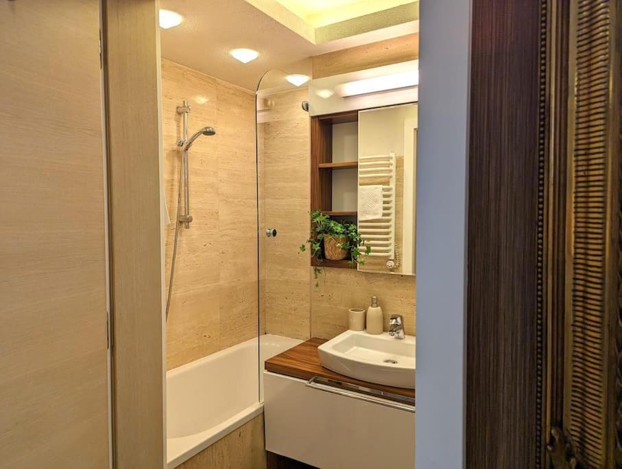 Dwupoziomowy Apartament Na Kazimierzu Apartment Krakow Ngoại thất bức ảnh