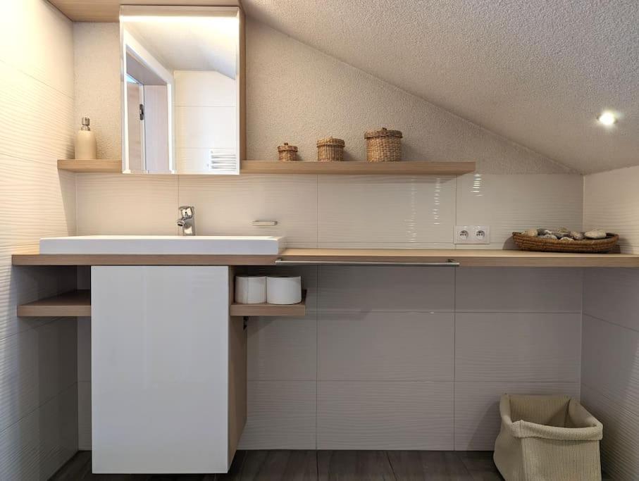 Dwupoziomowy Apartament Na Kazimierzu Apartment Krakow Ngoại thất bức ảnh